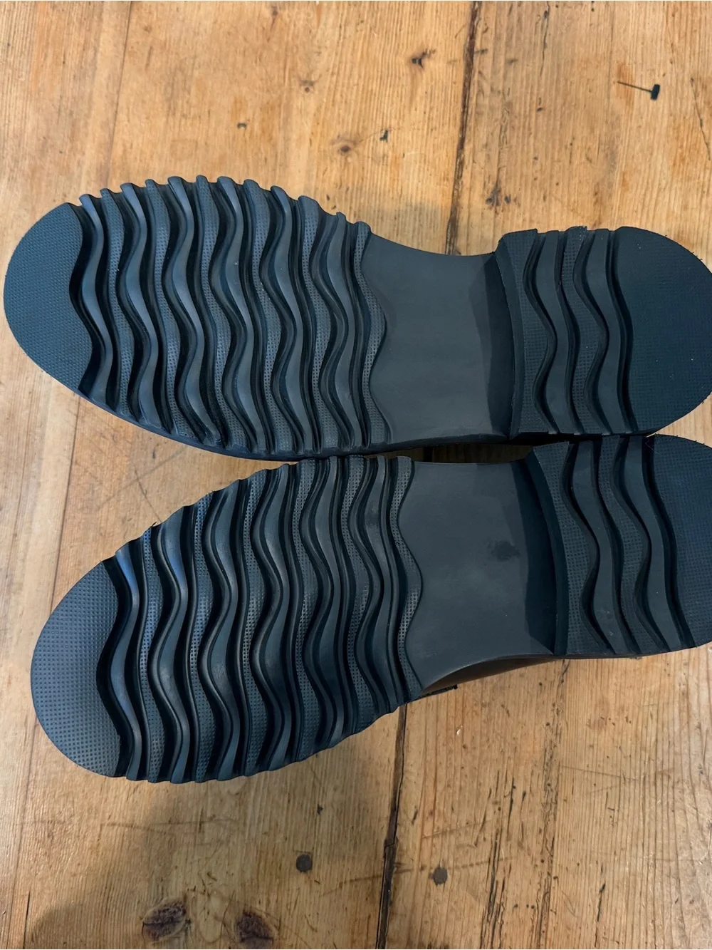 Beckett Simonon Black Classic Penny Loafers
